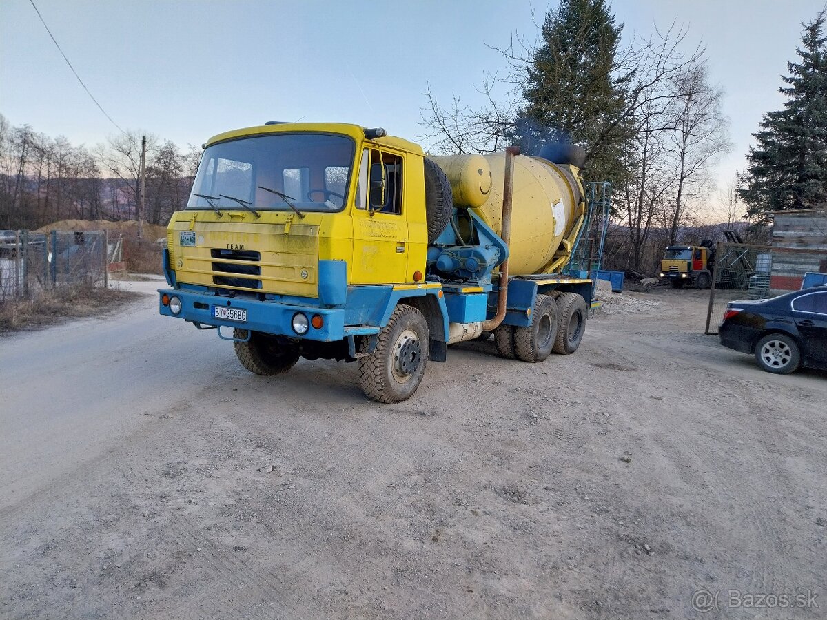 Domiesavac tatra 815