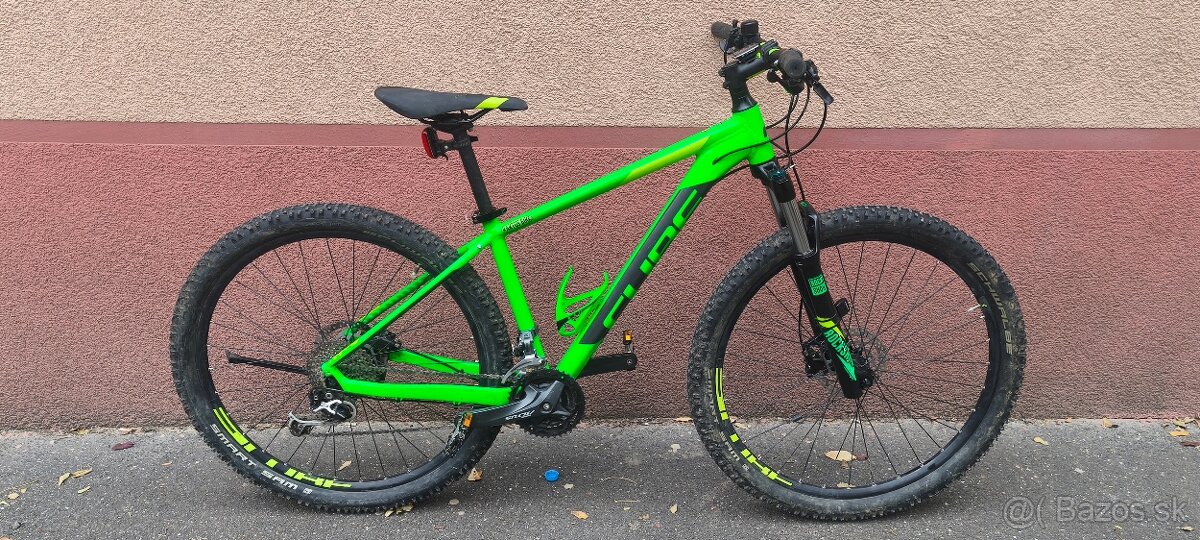 Predám horský bicykel CUBE Analogkolesá 27,5"