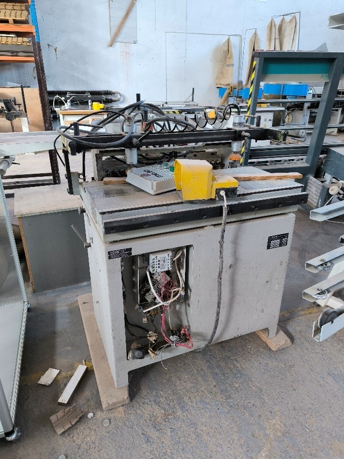 Viacvretenová vŕtačka ME.SA K 21