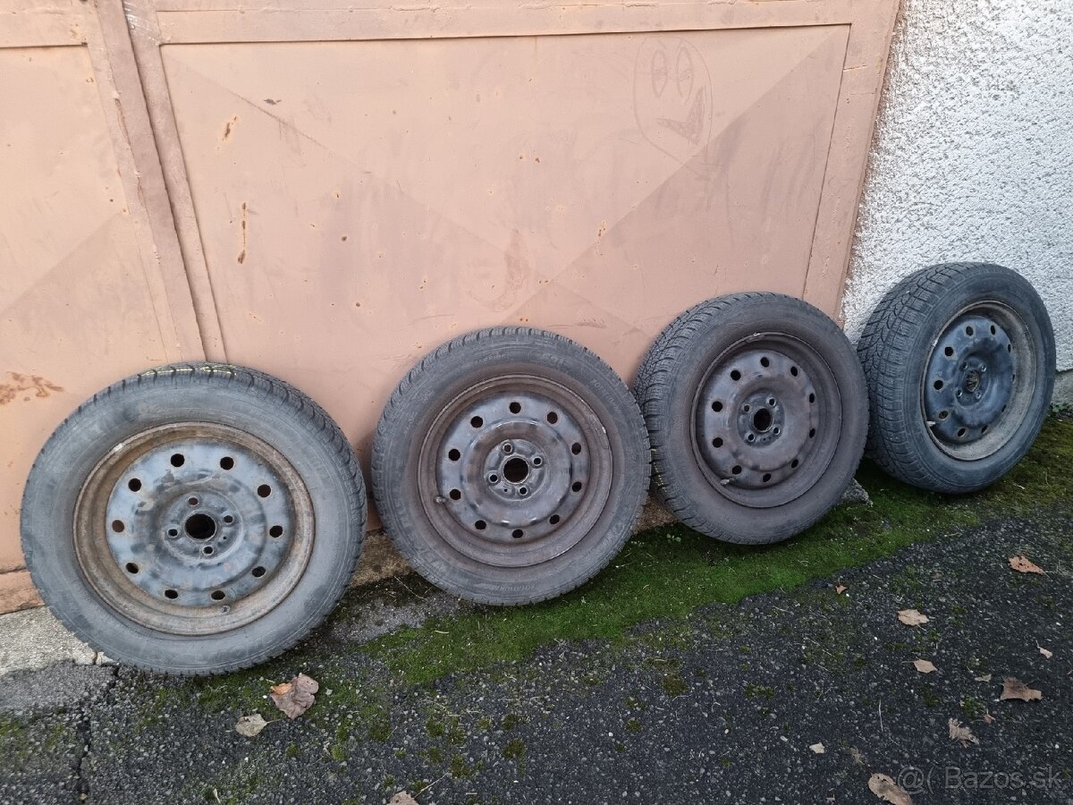 Predám plechové disky R15 so zimymi pneu