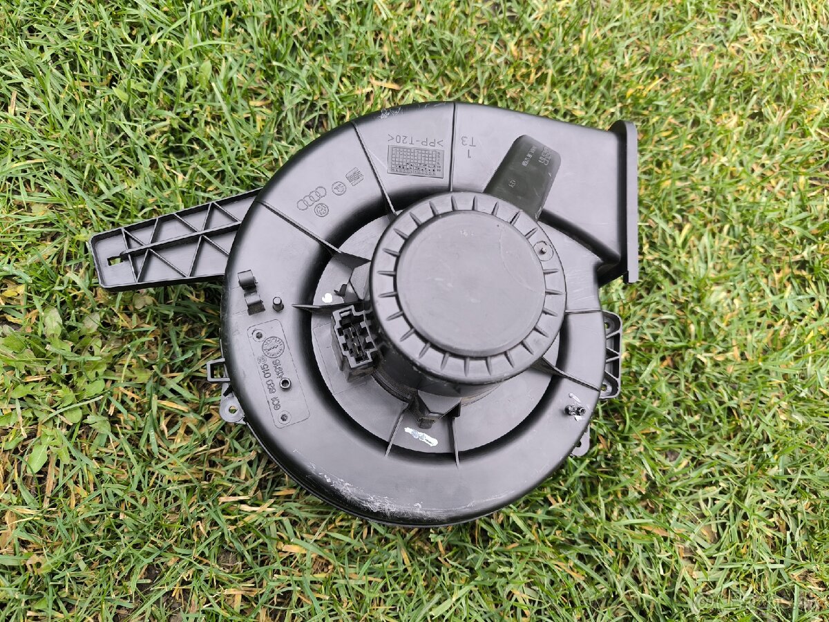 Ventilátor kúrenia VW Polo 6R