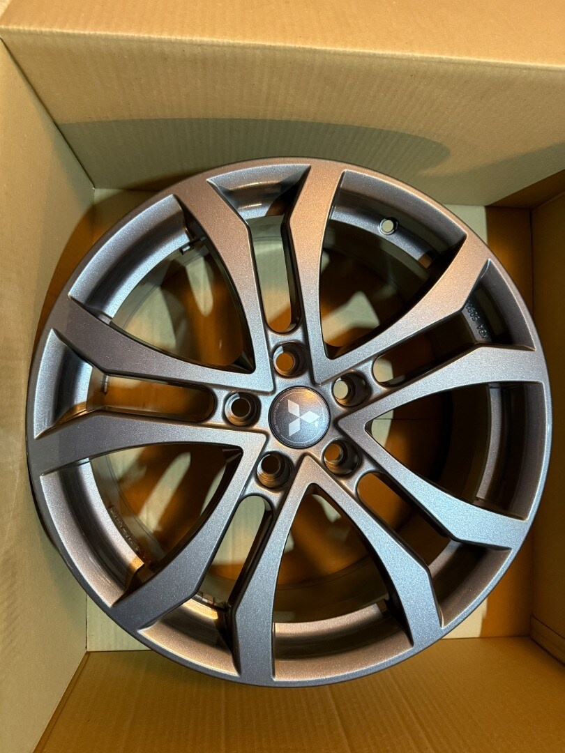 R18 ORIG. DISKY MITSUBISHI 5X114,3 7.5JX18 ET39