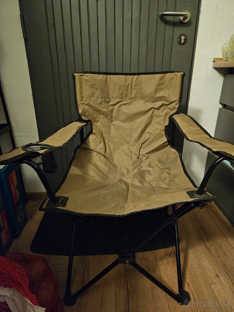 Rybárske alebo kempingove kreslo