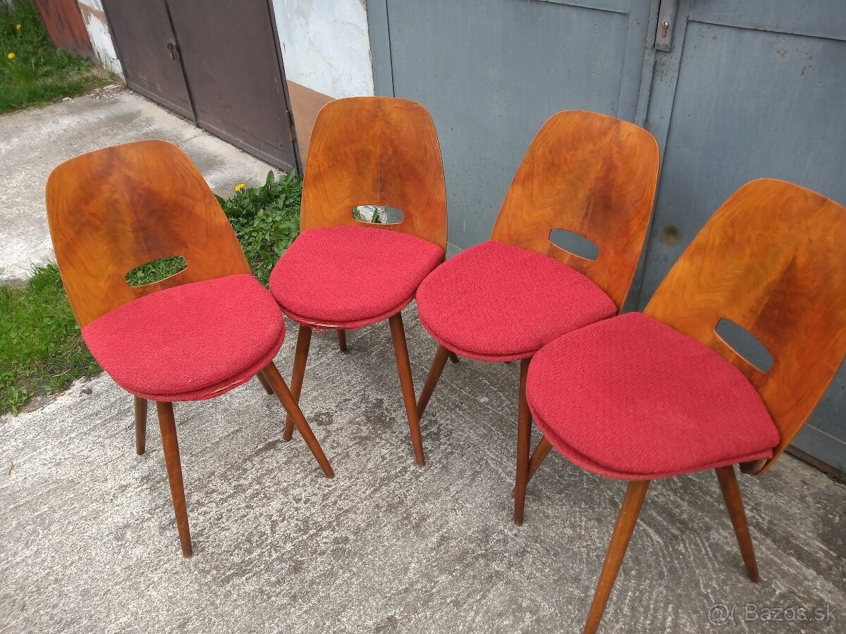 Ponúkam stoličky, stôl.