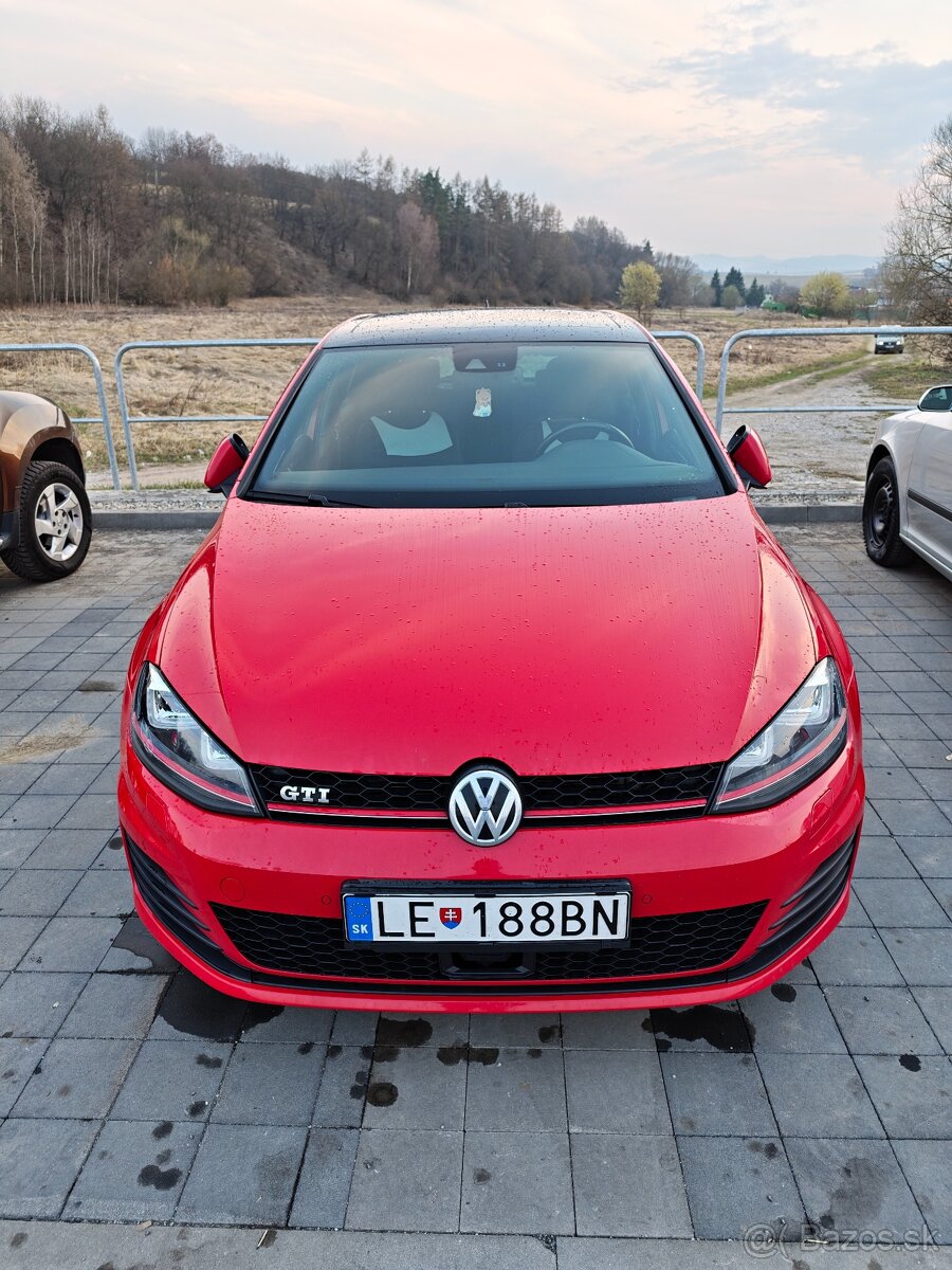 Volkswagen Golf 7 GTI