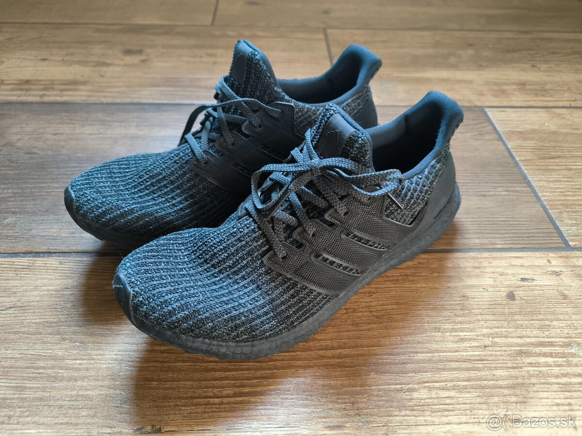Adidas boost triple black vel.46