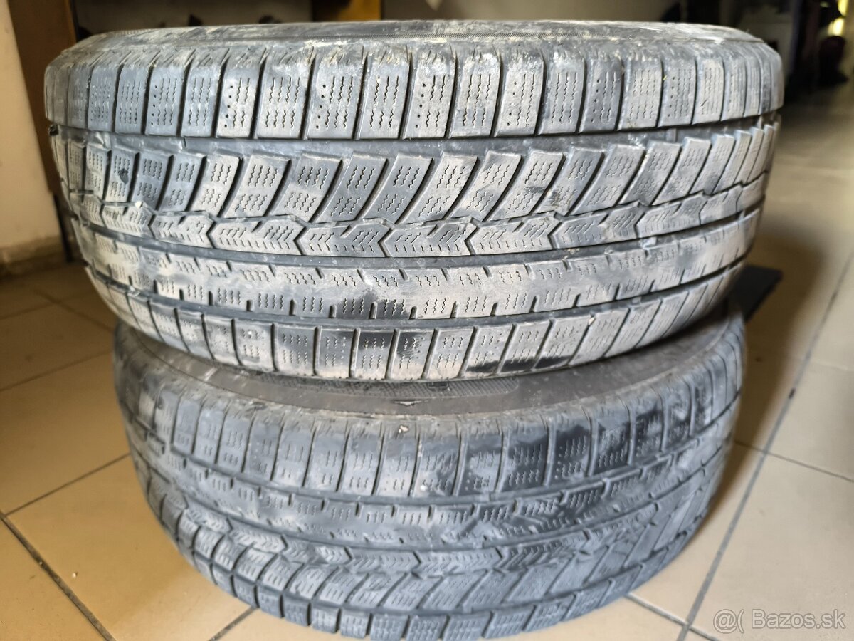 Predám zimné pneumatiky 215/60 R17