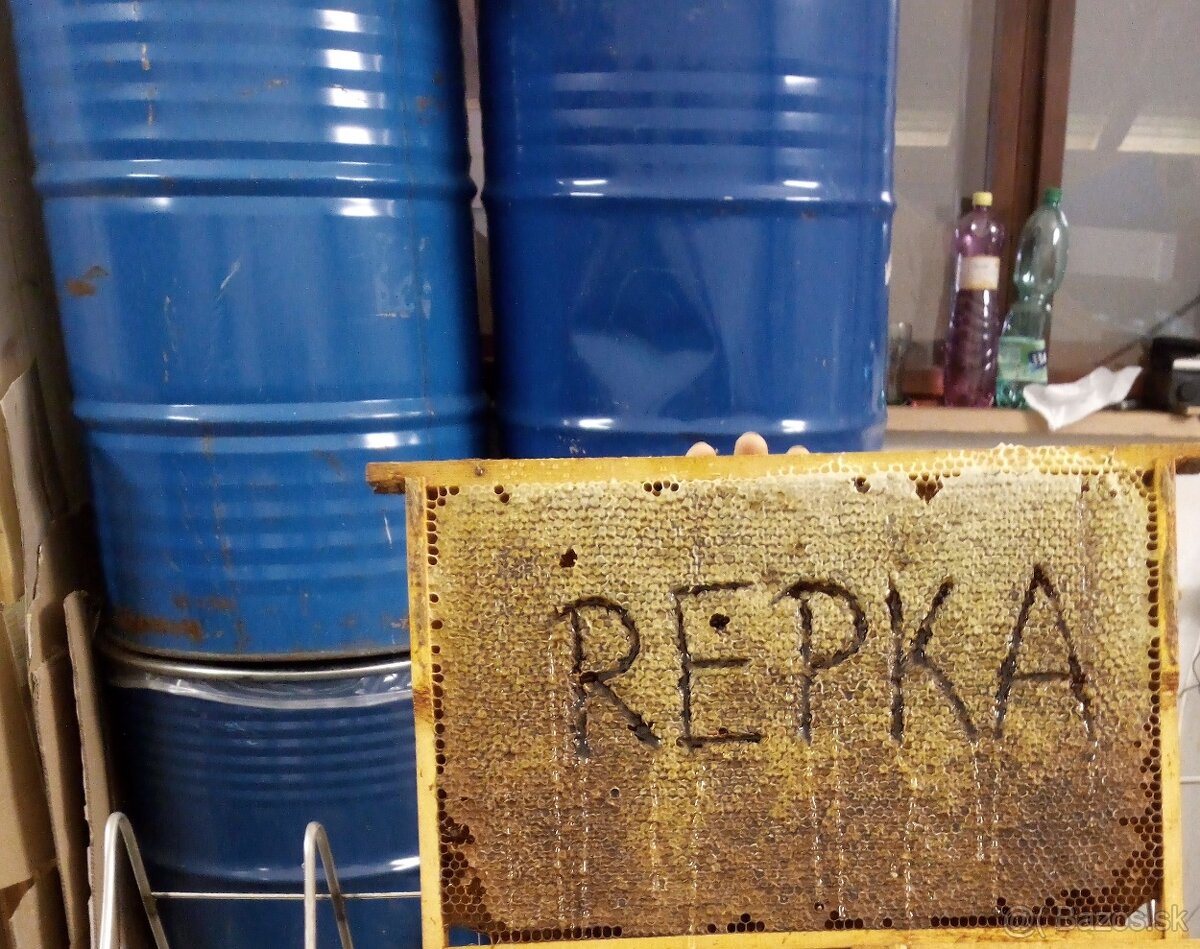 Repkový med na predaj - skryštalizovaný.