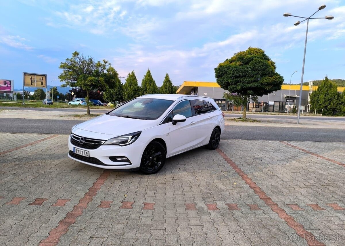 Opel Astra K Sportstourer