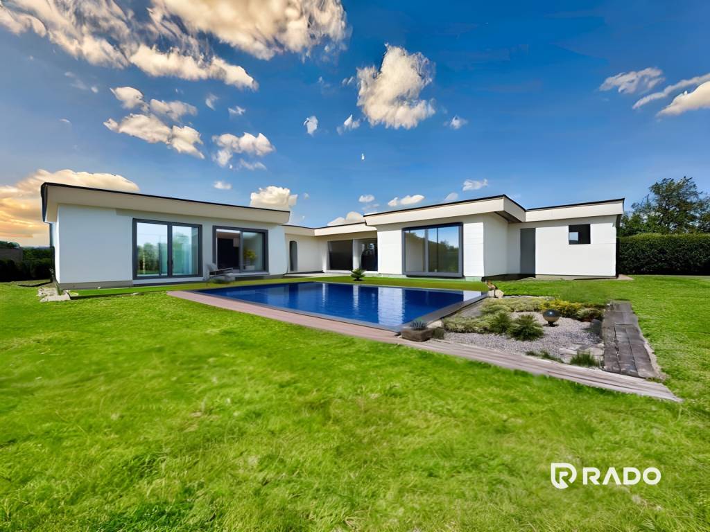 RADO | Luxusný nedostavaný RD 425m2 | Trenčianska Teplá