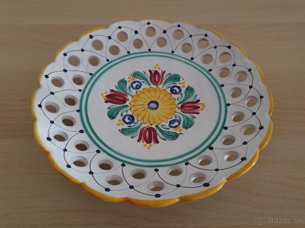 Ozdobné, nástenné taniere