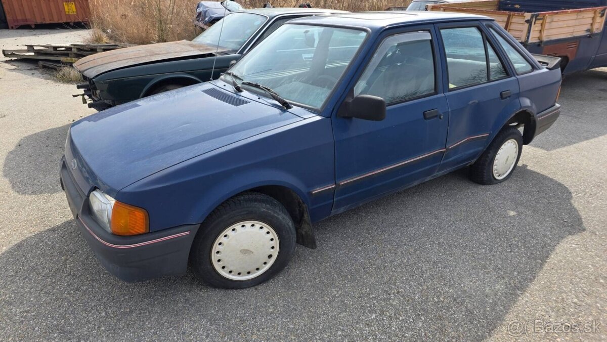 Ford Escort 1.3 rok 1986