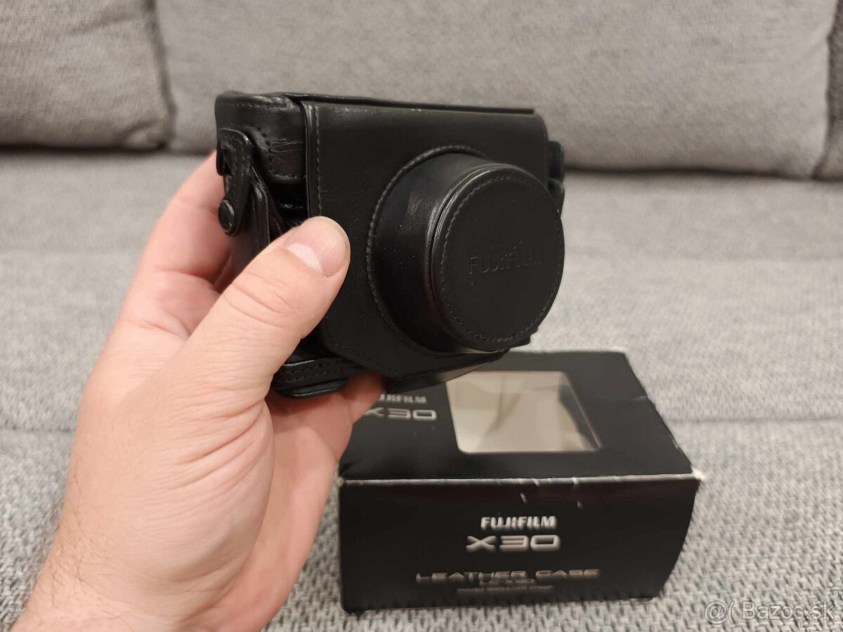 Puzdro na Fujifilm X30    LC-X30