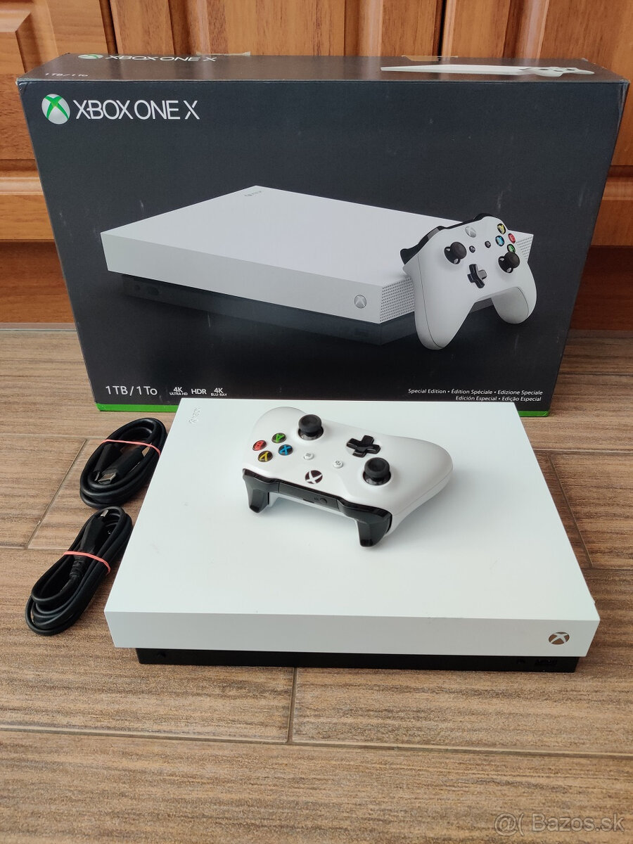 XBOX ONE X 1TB - Robot White Special Edition +2hry