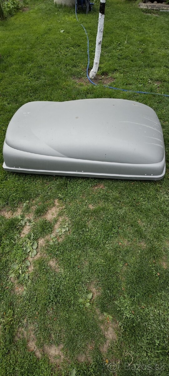 Strešný box