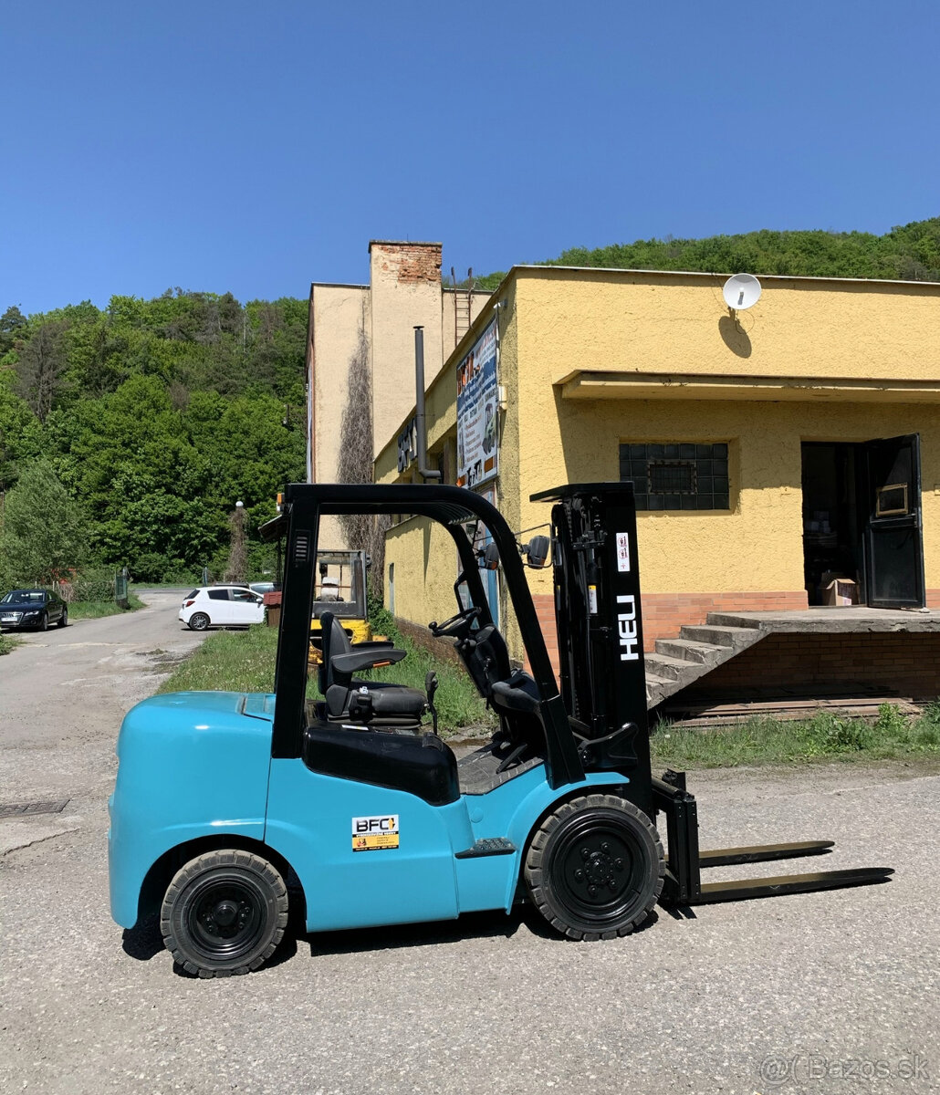 Heli CPCD 30, diesel Kubota, triplex, r. 2018, iba 1402 mth