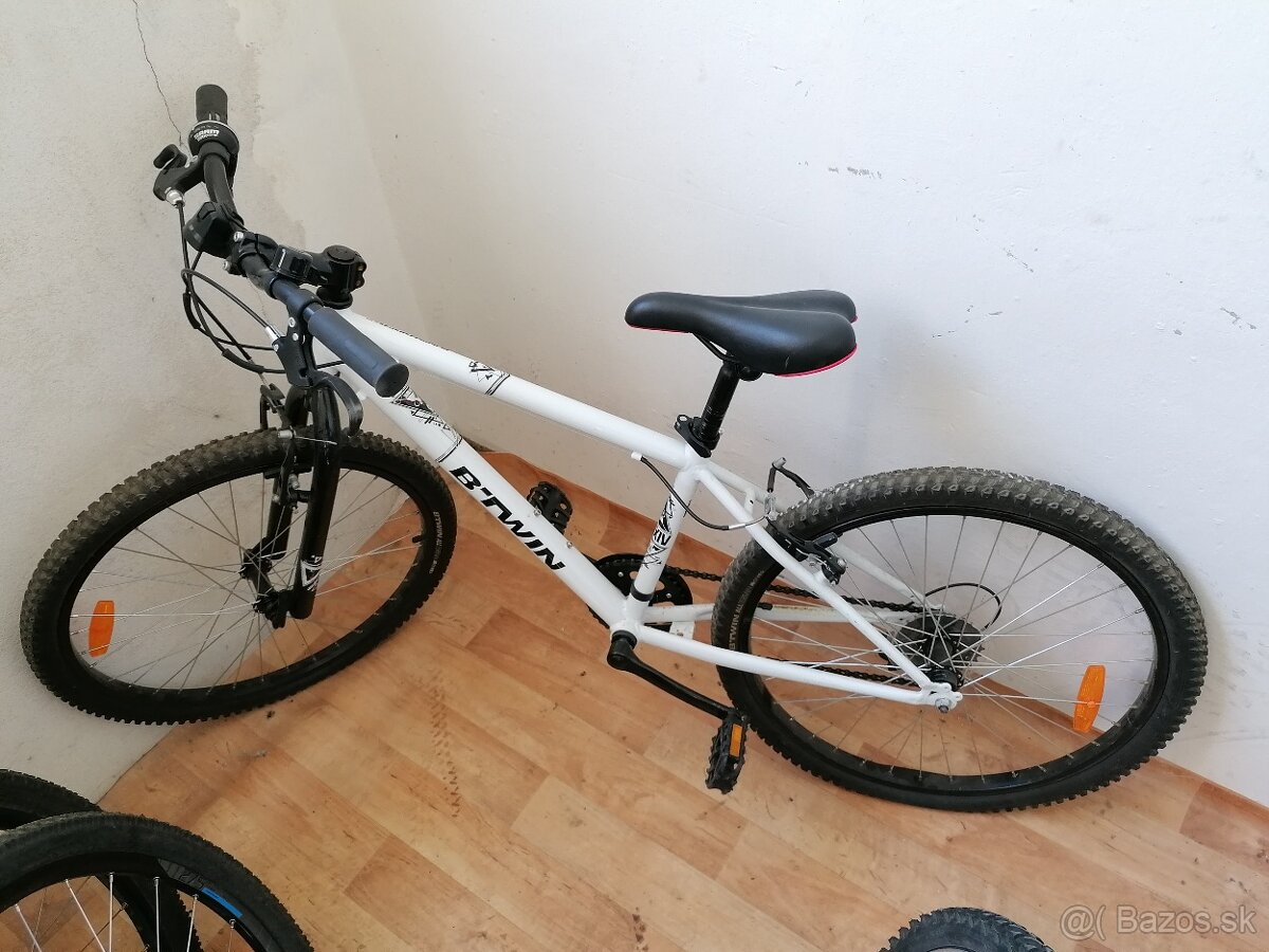 Detský bicykel B-TWIN "24"
