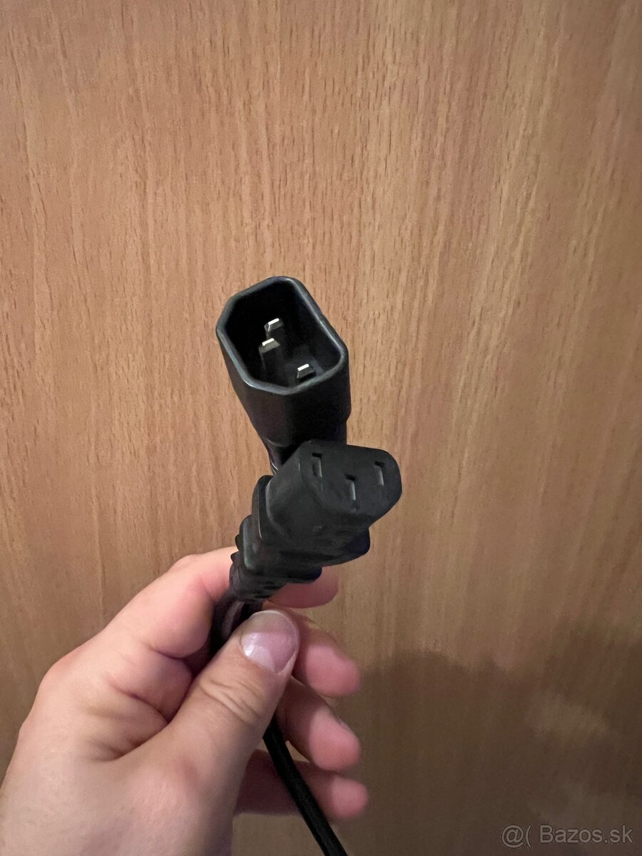 Predam kabel C13-C14 dlzka 0,75m