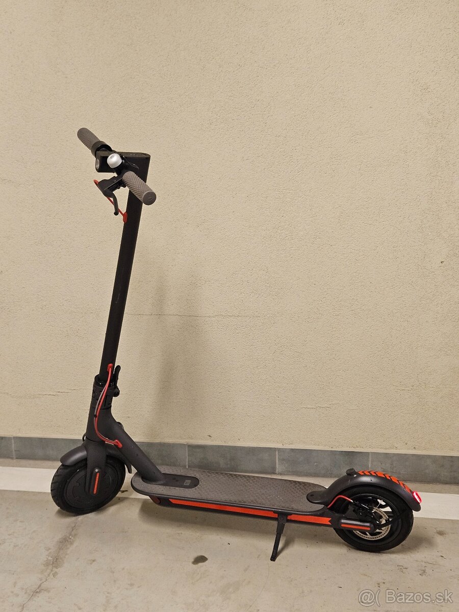 Kolobežka Xiaomi M365
