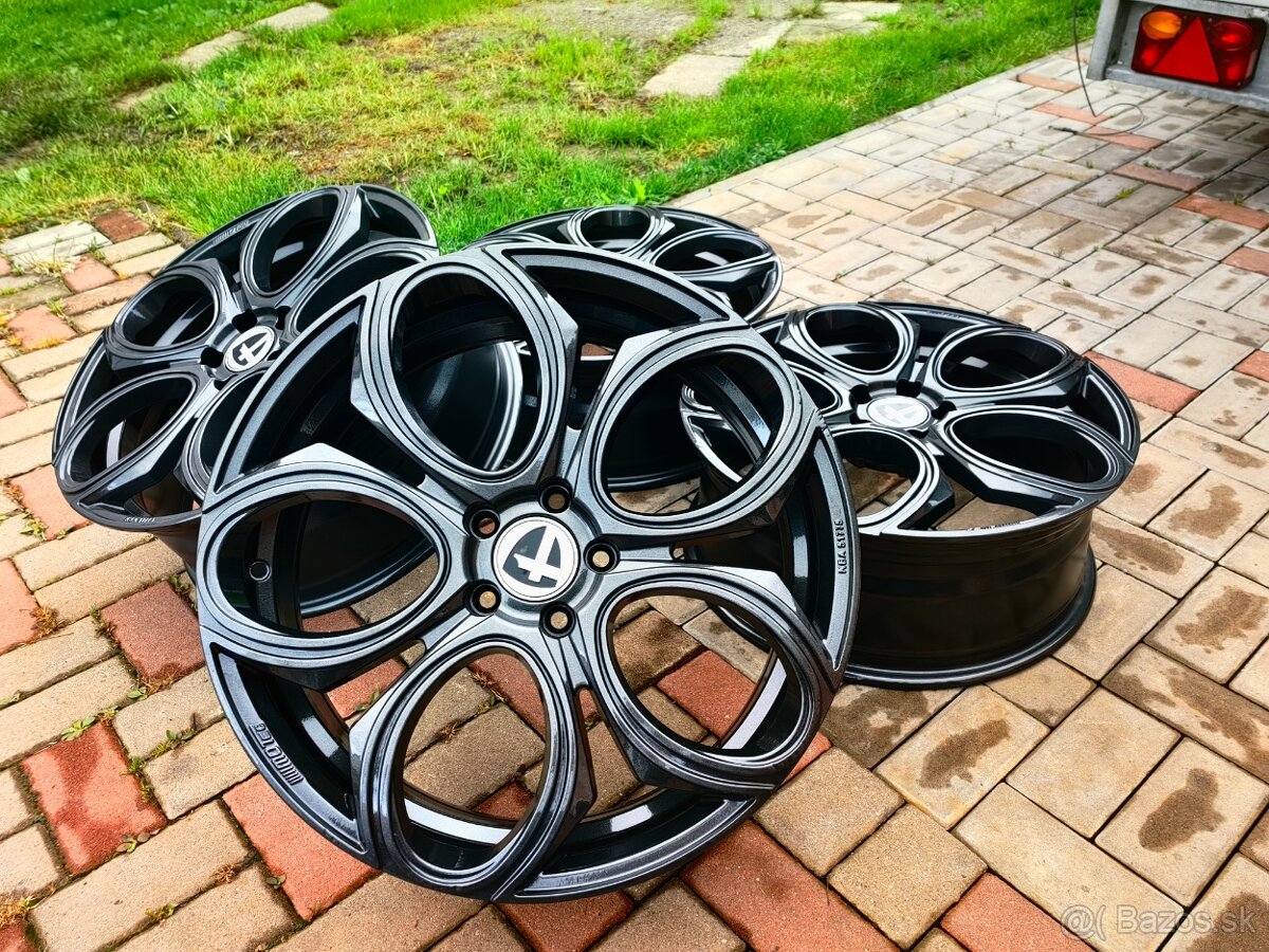 Motec- Audi, A5,A6,Mercedes,Škoda,Volkswagen5x112 r20