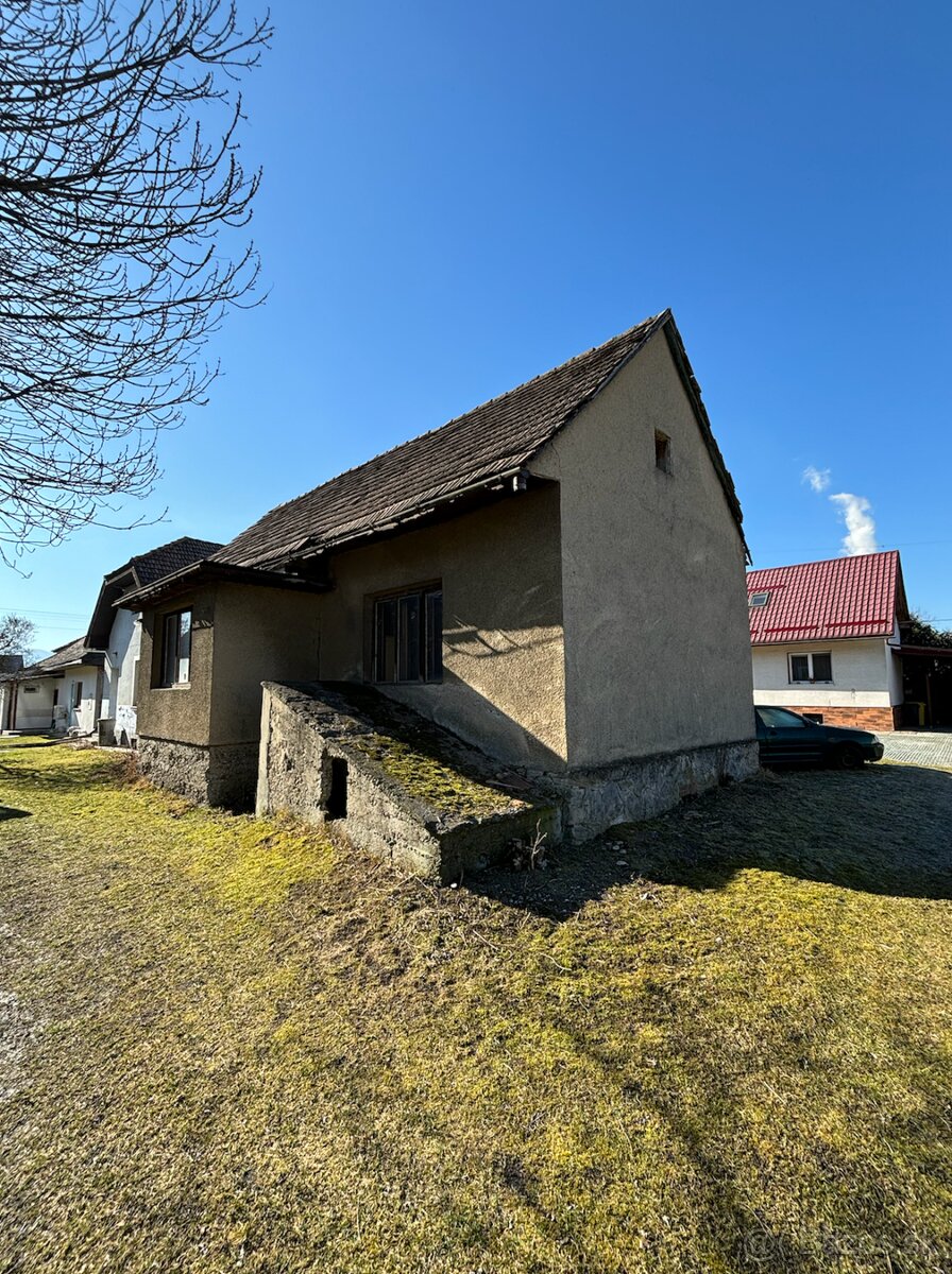 Predám zaujimavý rodinný dom v Liskovej 109m2