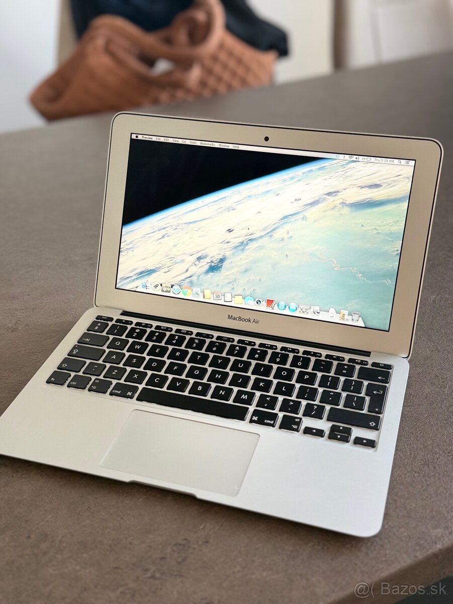 Macbook air 11inch 2012