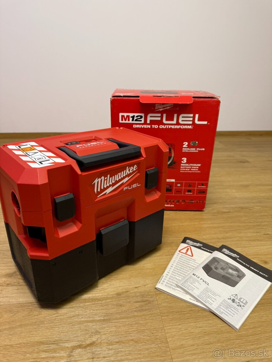 Aku kompaktny vysavac Milwaukee M12 FVCL
