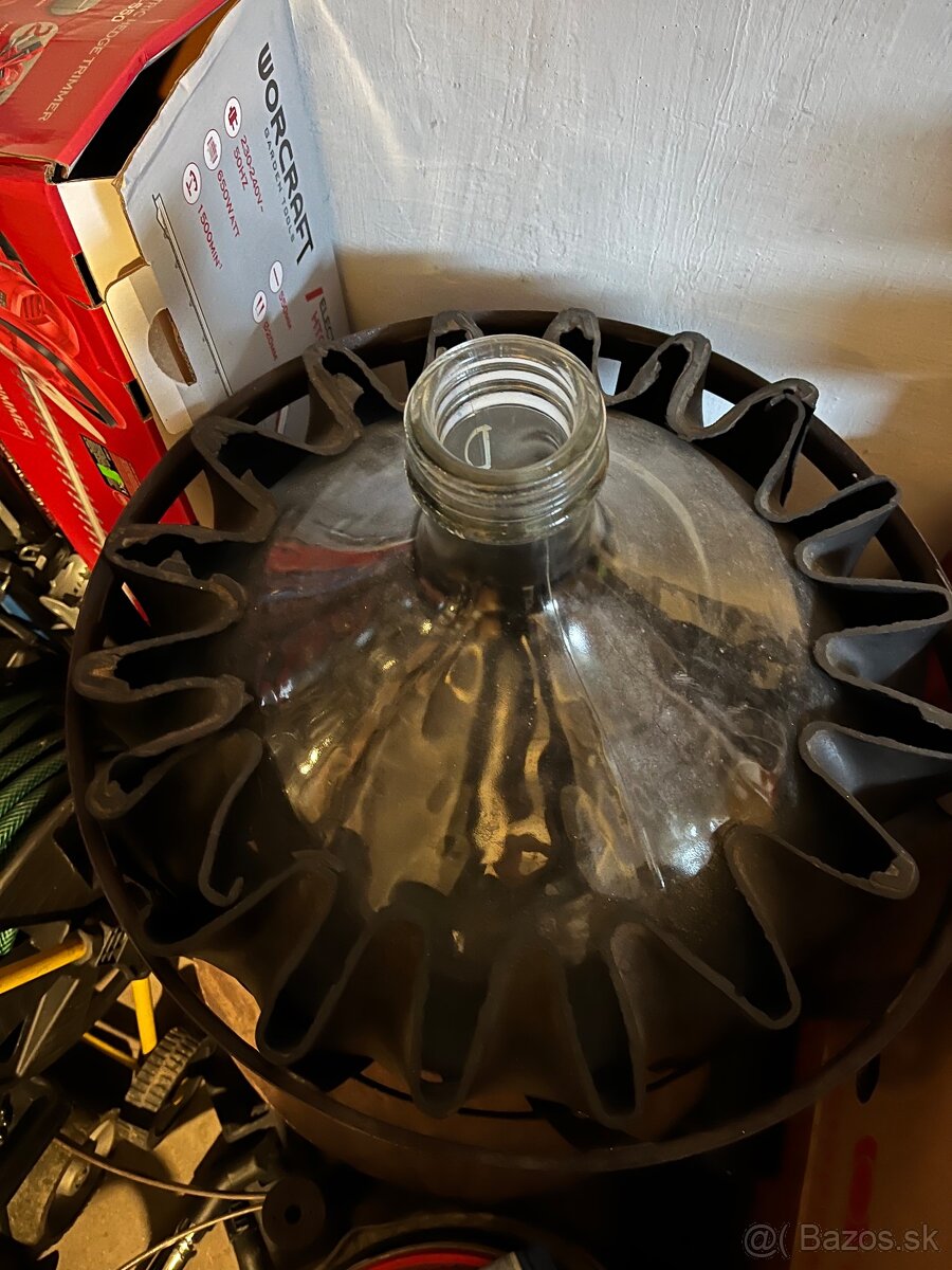 Predám demižón 50l