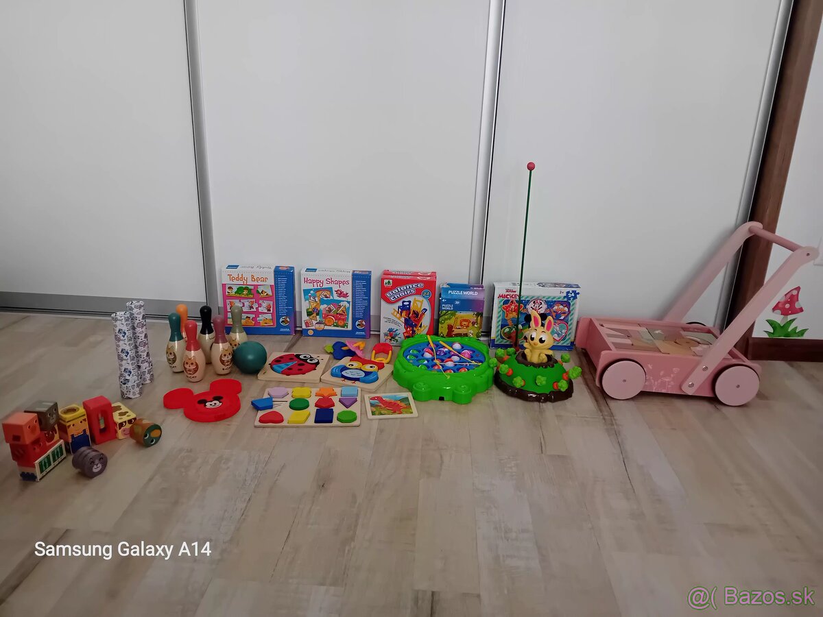 Mix hračiek 1,5 r. - 3 r.