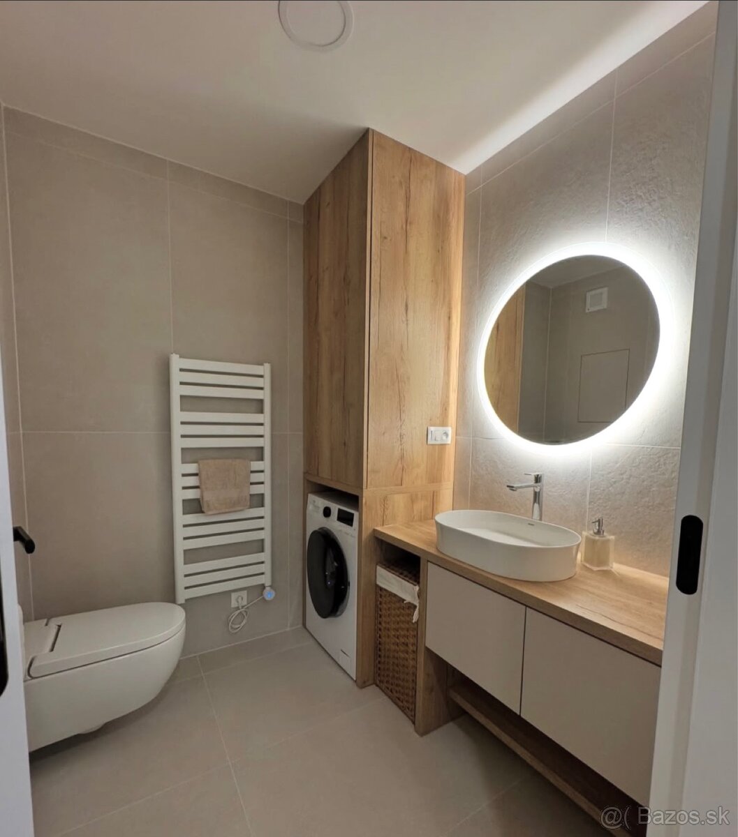 Príjmem pracovníka na stavbu