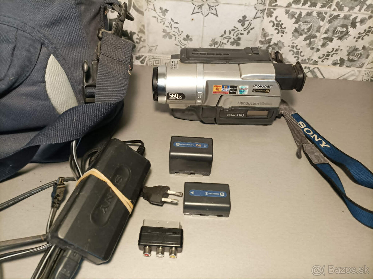 Sony Handycam Vision CCD-TRV408E