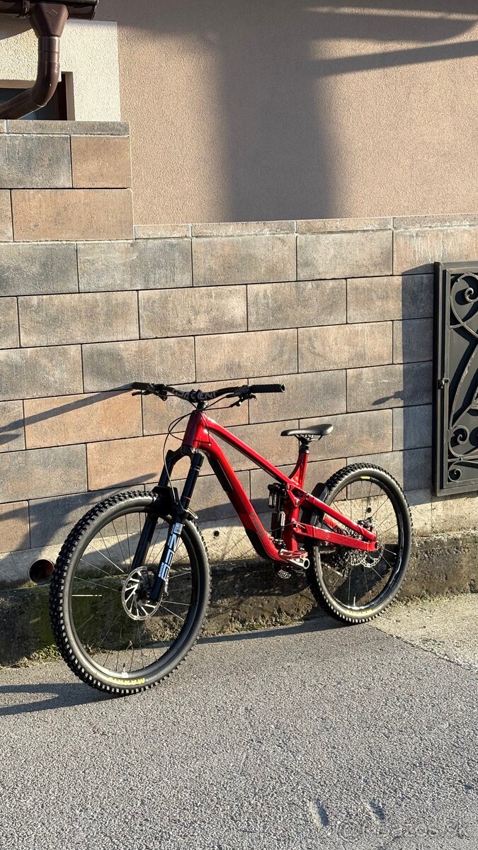 Trek Slash 9 High Pivot