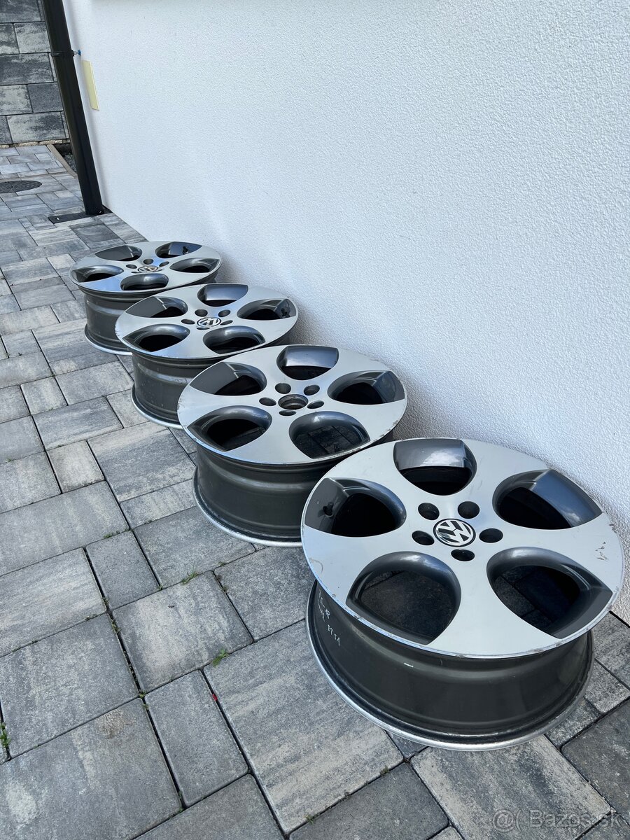Golf 5 GTI r18 5x112
