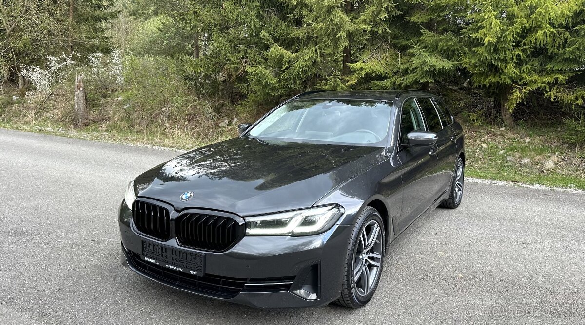 BMW 520d xDrive A/T FACELIFT, KAMERA, NAVI, FULL LED, ŤAŽNÉ