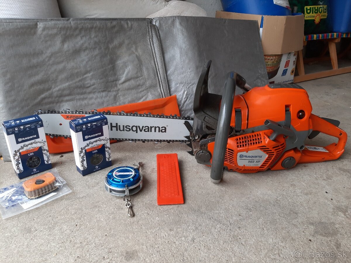 Husqvarna 562 XPG/ vyhrievaná rukoväť.