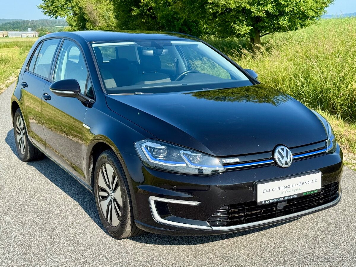 Volkswagen e-Golf,36kWh, SoH 91%,CCS,NAVI, s DPH 13 960,-EUR