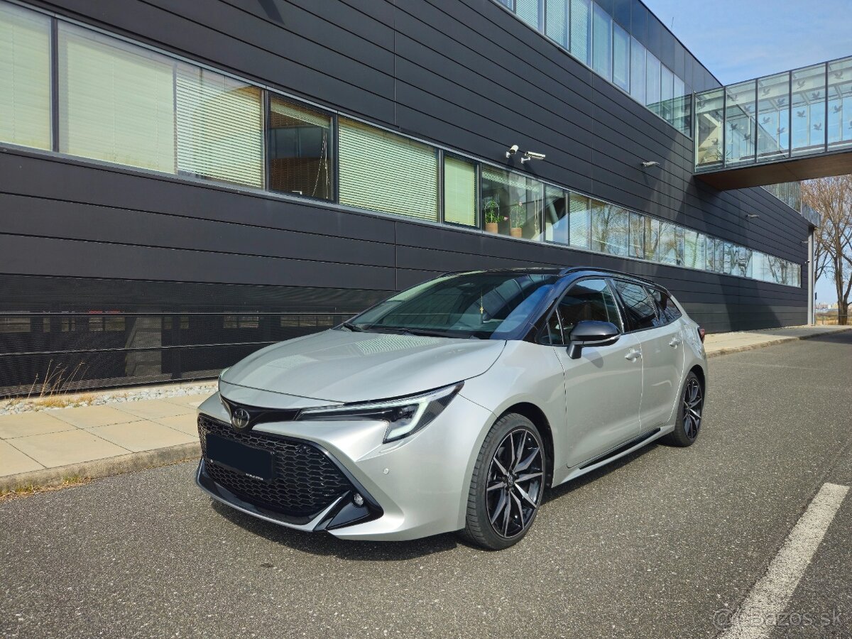Toyota Corolla Combi 2.0 Hybrid GR Sport + Dynamic