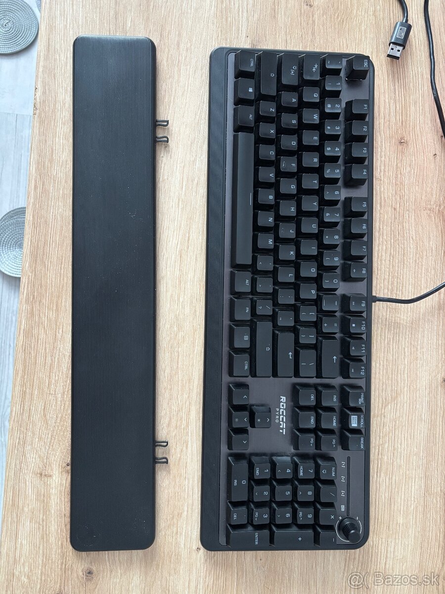 Roccat Pyro herná klávesnica