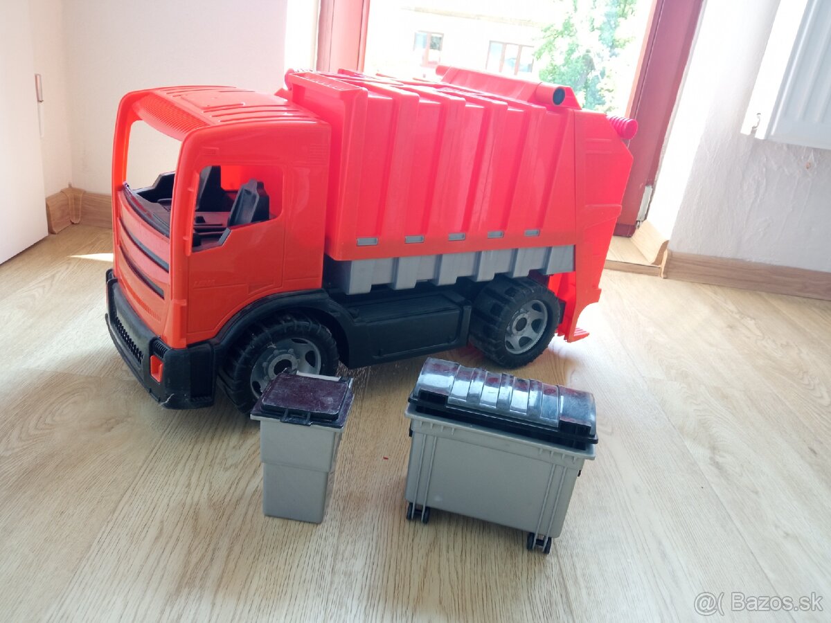 Velke smetiarske auto