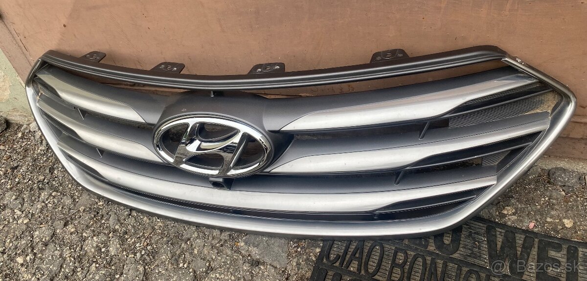 Hyundai SantaFe III predná maska