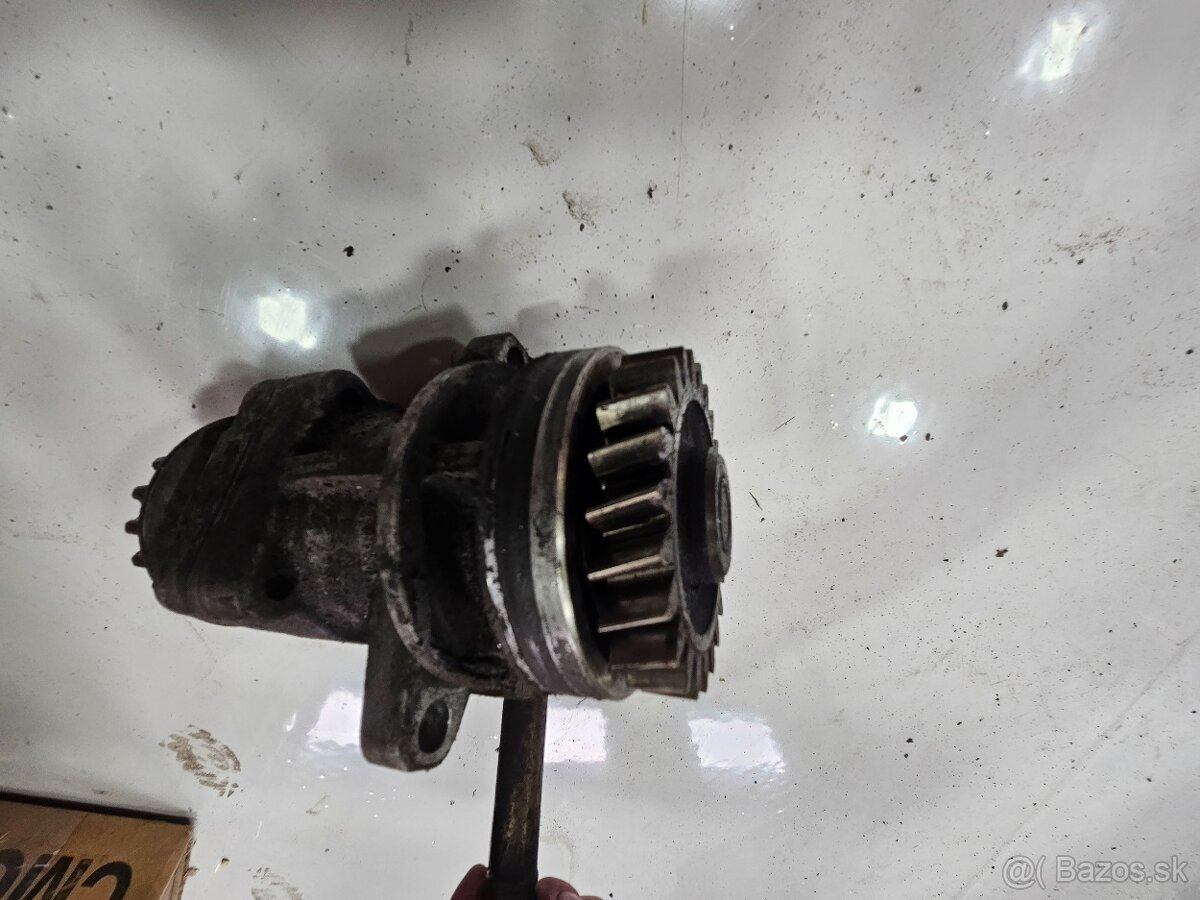 VW T5 vakuovka a servočerpadlo