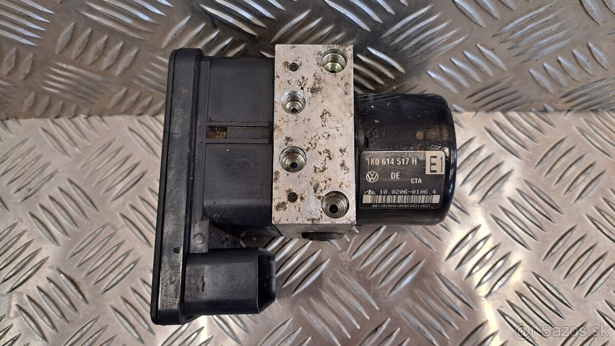 ABS kocka VW GOLF 5, OCT 2, A3 8P - 1K0614517H