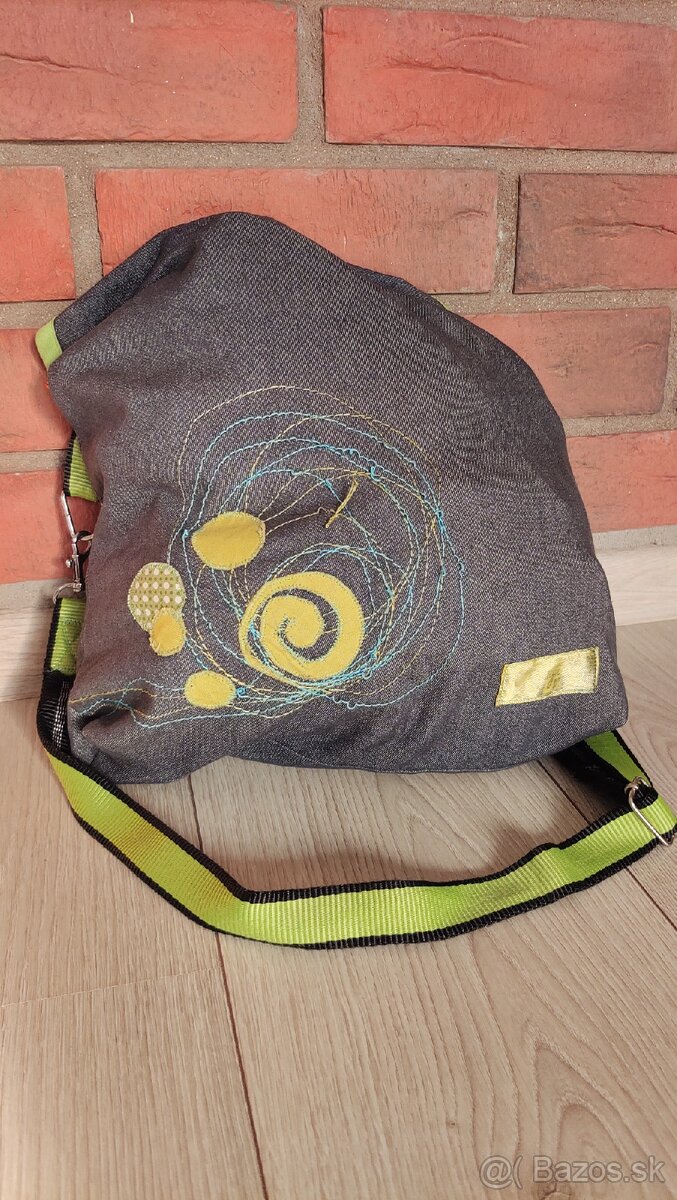 Lezecká taška cez plece
