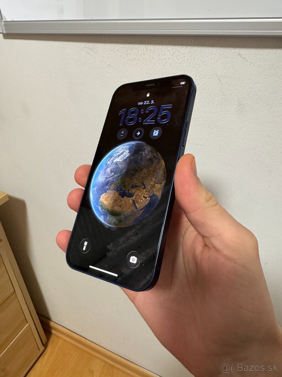 Predám iPhone 12 128GB – modrý