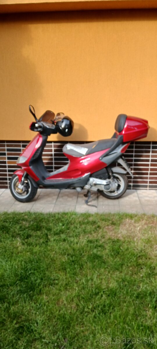 Piaggio 150cm3