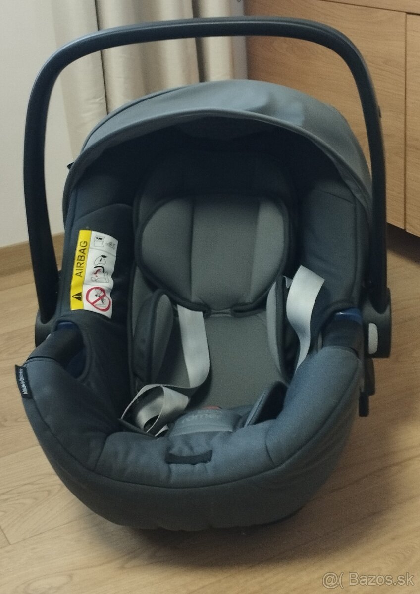 Britax Romer vajíčko