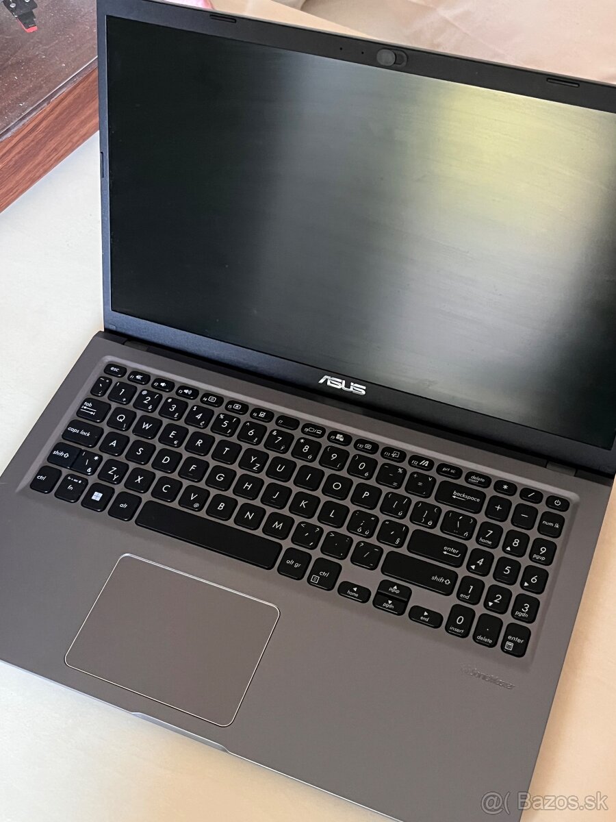 ASUS Vivobook X515EA