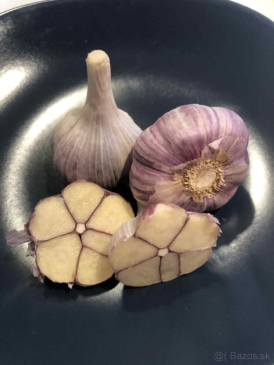Cesnak