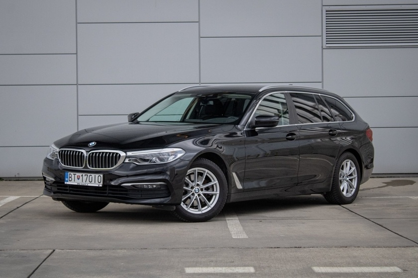BMW Rad 5 Touring 520d 140 kW xDrive A/T, TOP stav