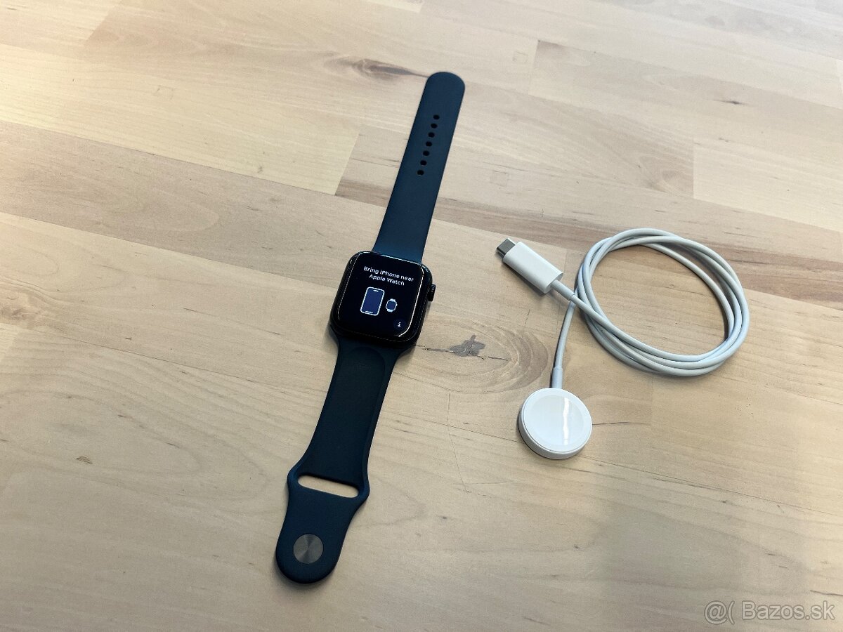 Apple Watch SE 2. generácia 44 mm (GPS) AKO NOVE
